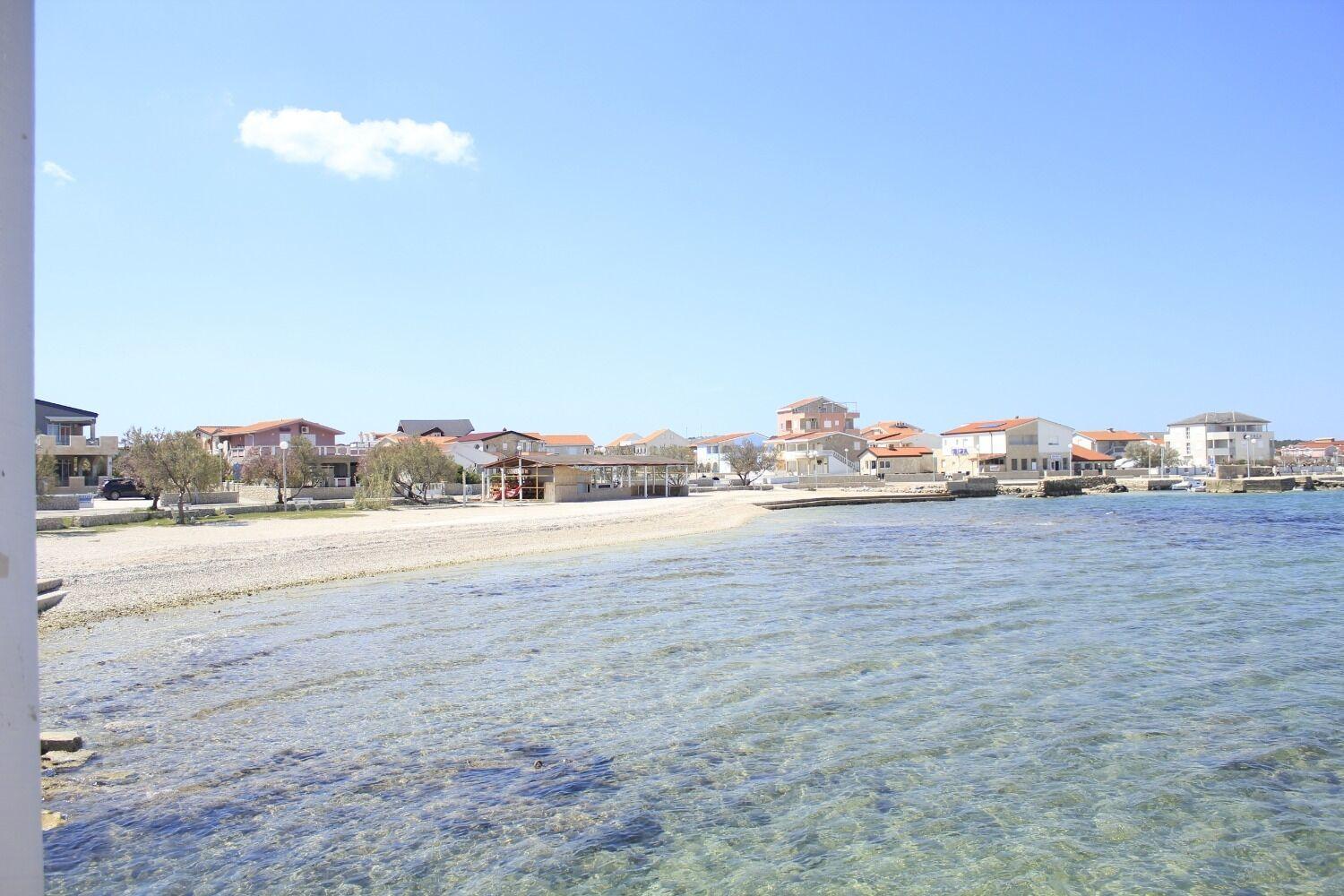 Apartments Almond วีร์ ภายนอก รูปภาพ