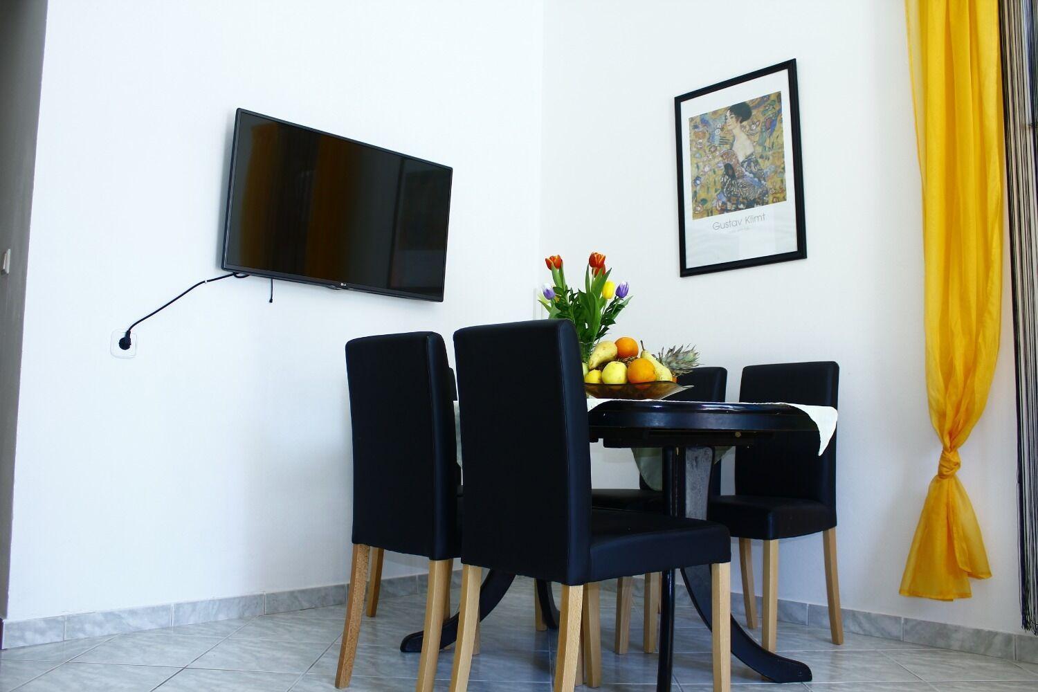 Apartments Almond วีร์ ภายนอก รูปภาพ