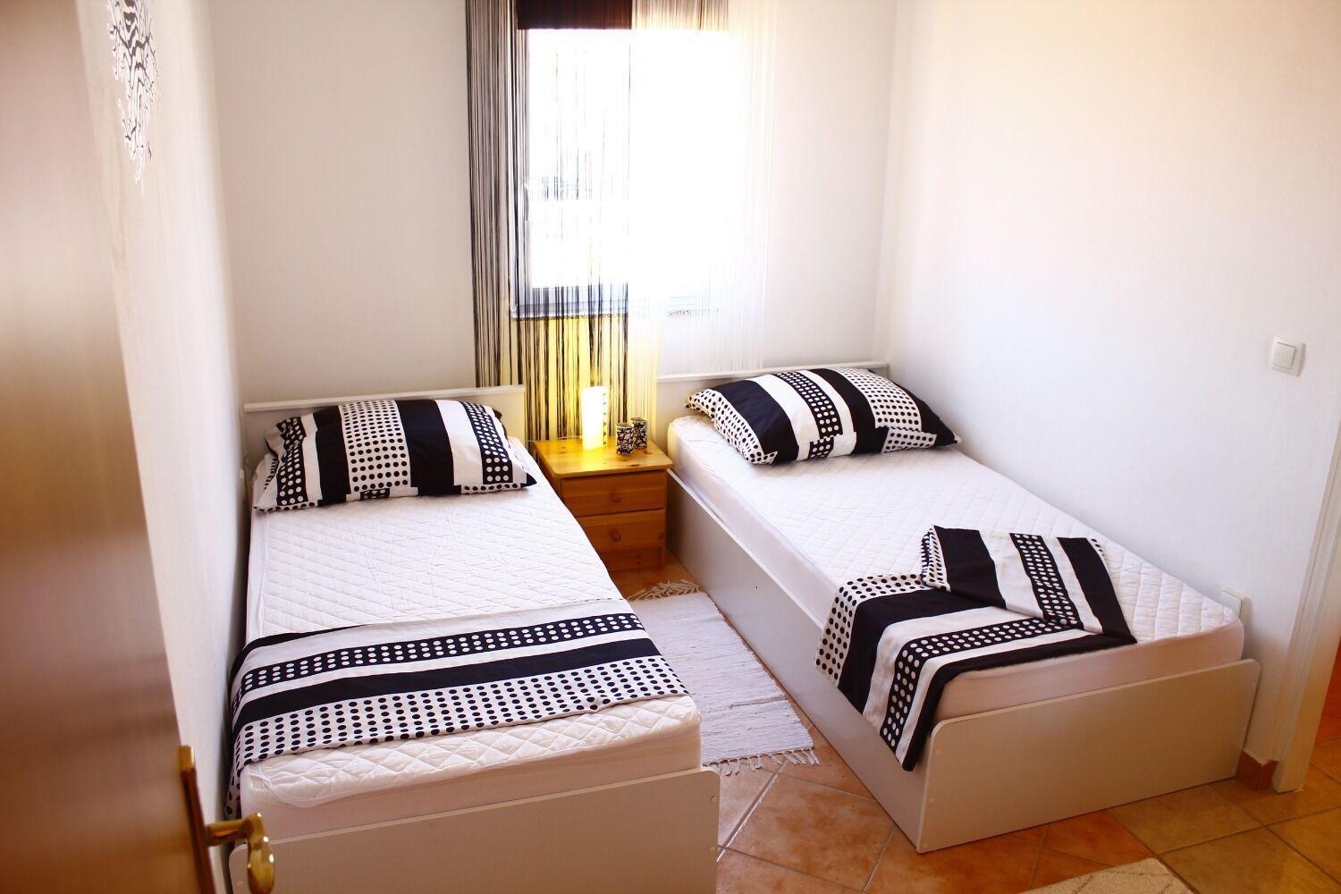 Apartments Almond วีร์ ภายนอก รูปภาพ